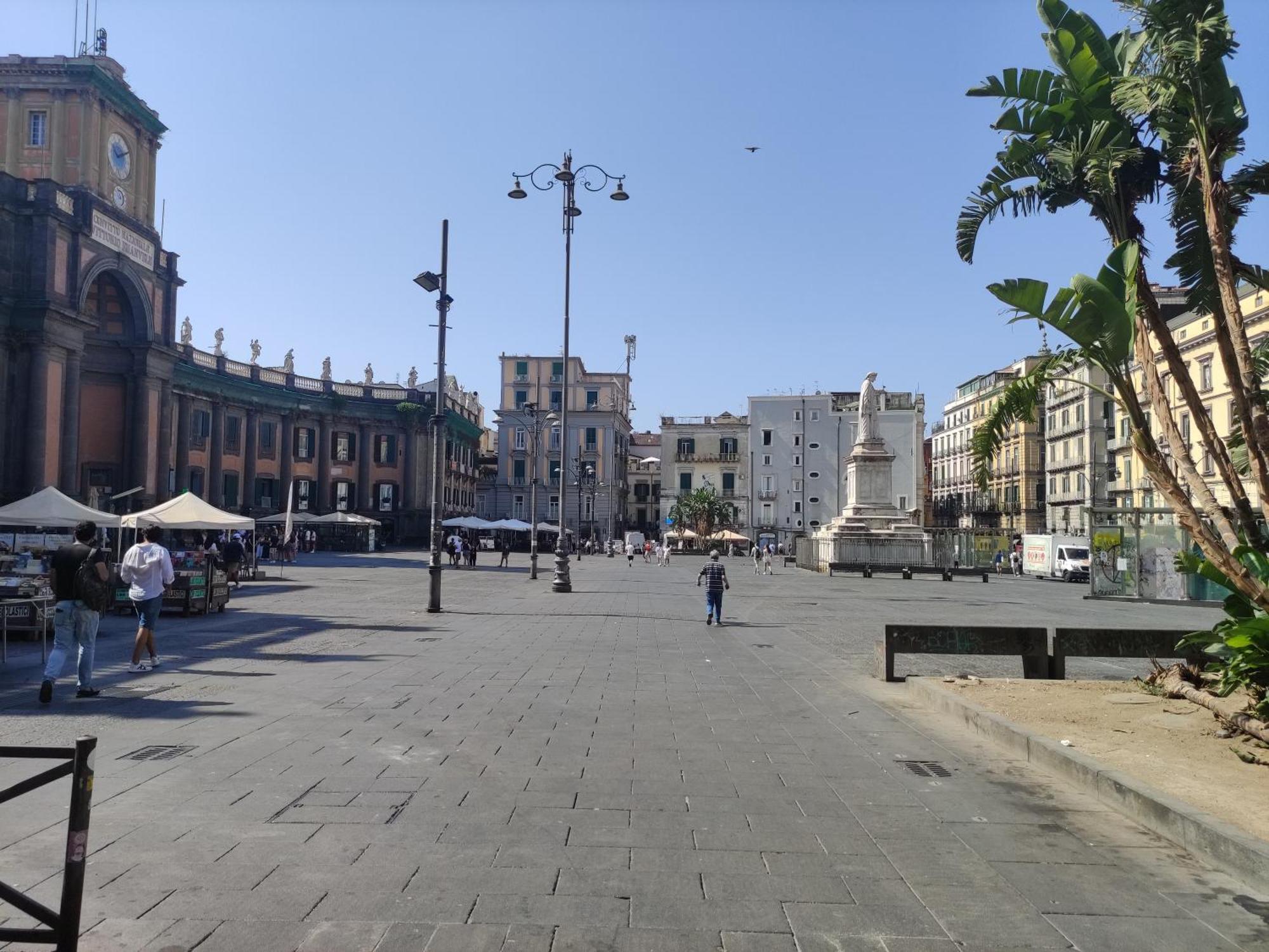 Na' Stanza In Piazza Lägenhet Neapel Exteriör bild